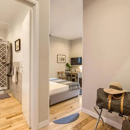Tlv Navona 4*