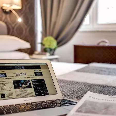 Tlv Navona Gasthuis 4*