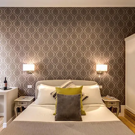 Tlv Navona 4*