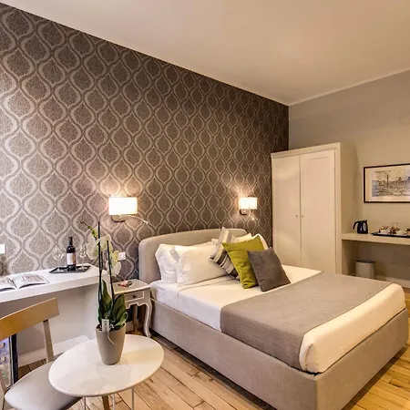 Tlv Navona 4*