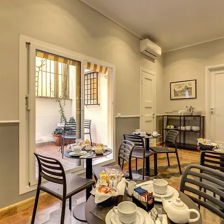 Tlv Navona 4*